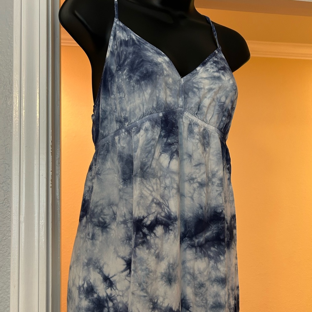 C&C California Blue Tie-Dye Maxi Dress